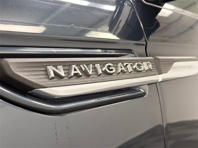Used 2022 Lincoln Navigator L Reserve image 17
