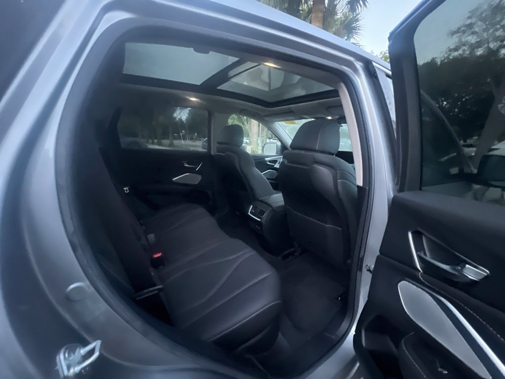 Used 2023 Acura RDX w/ Technology Package FWD image 9