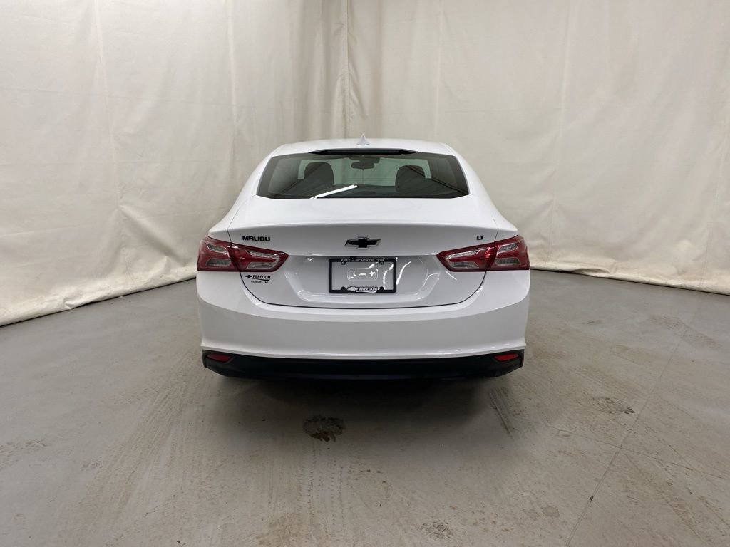 Used 2023 Chevrolet Malibu LT w/ Sport Edition image 7