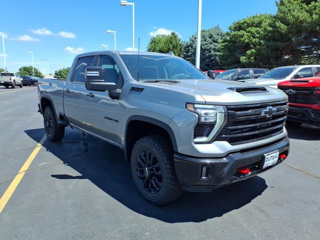 New 2026 Chevrolet Silverado 2500 LTZ w/ LTZ Plus Package AWD/4WD image 3