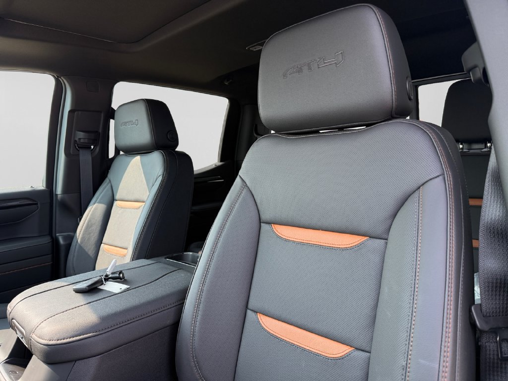New 2026 GMC Sierra 1500 AT4 w/ AT4 Premium Package AWD/4WD image 17