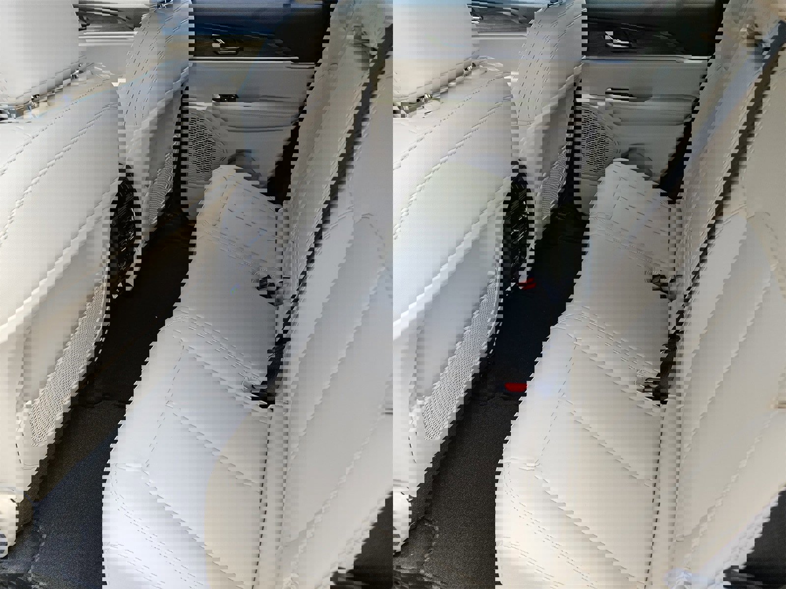 New 2025 Jeep Grand Cherokee Limited image 30