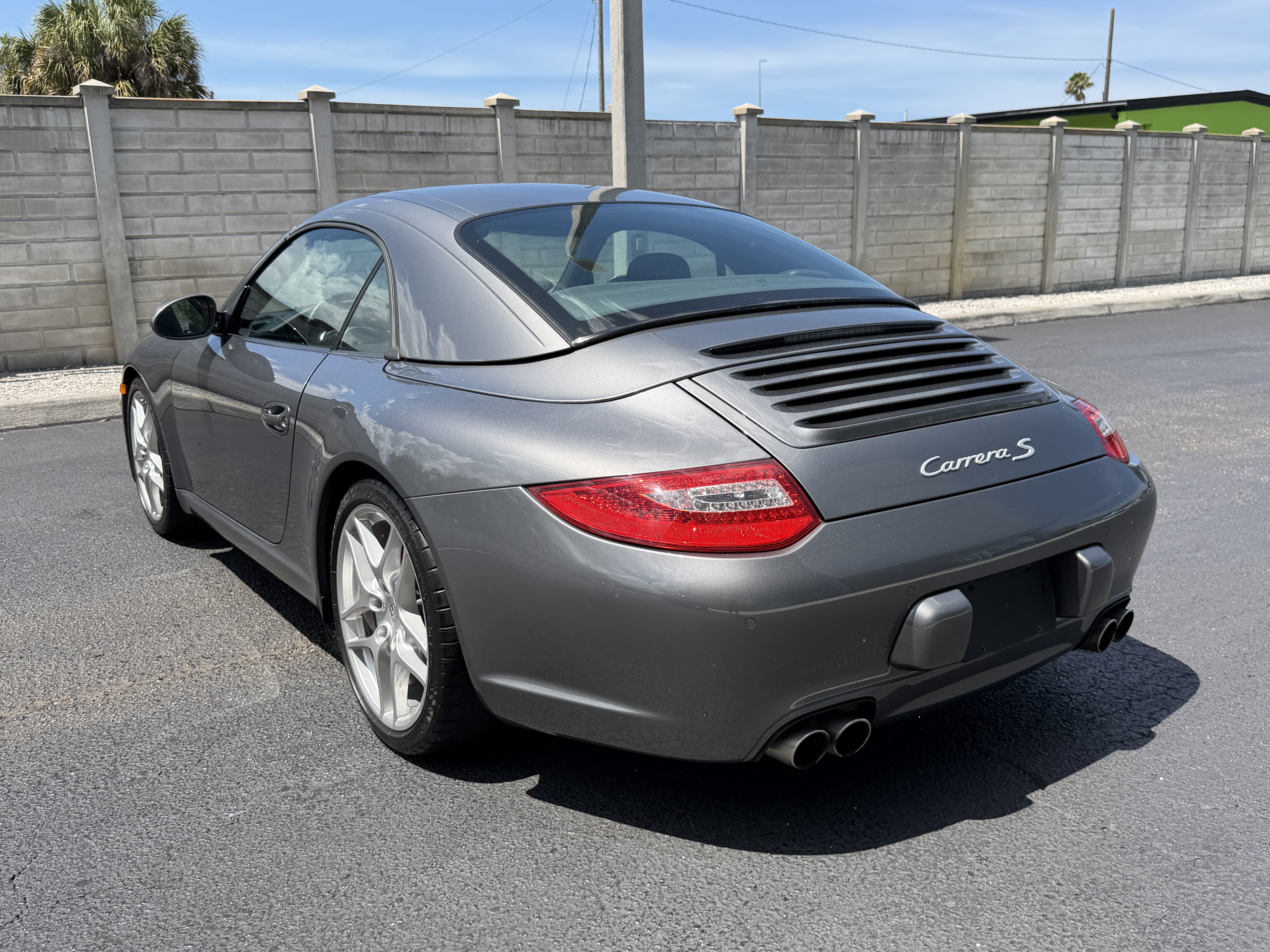 Used 2009 Porsche 911 Carrera S RWD image 3