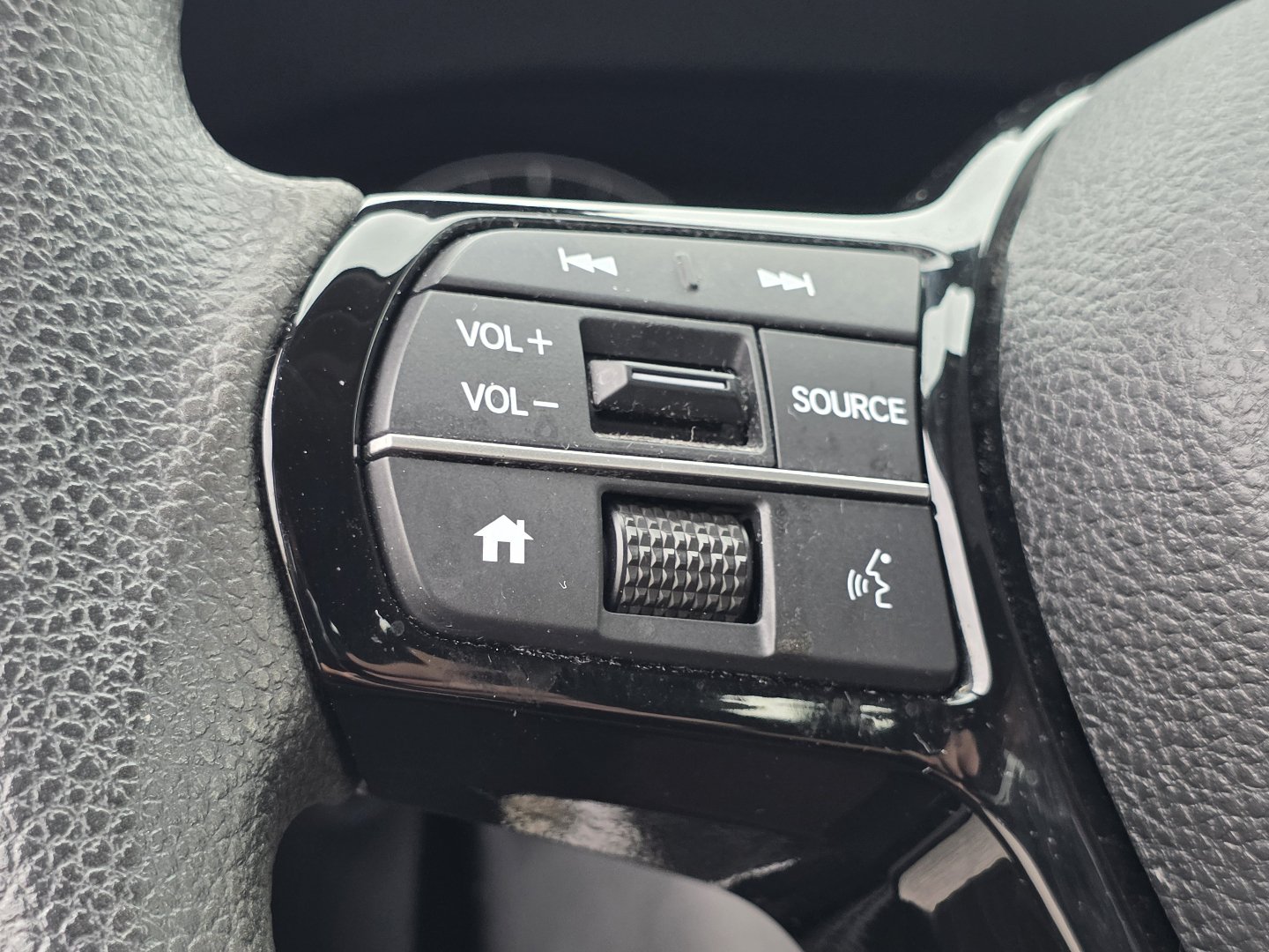 Certified 2024 Honda Civic LX image 29