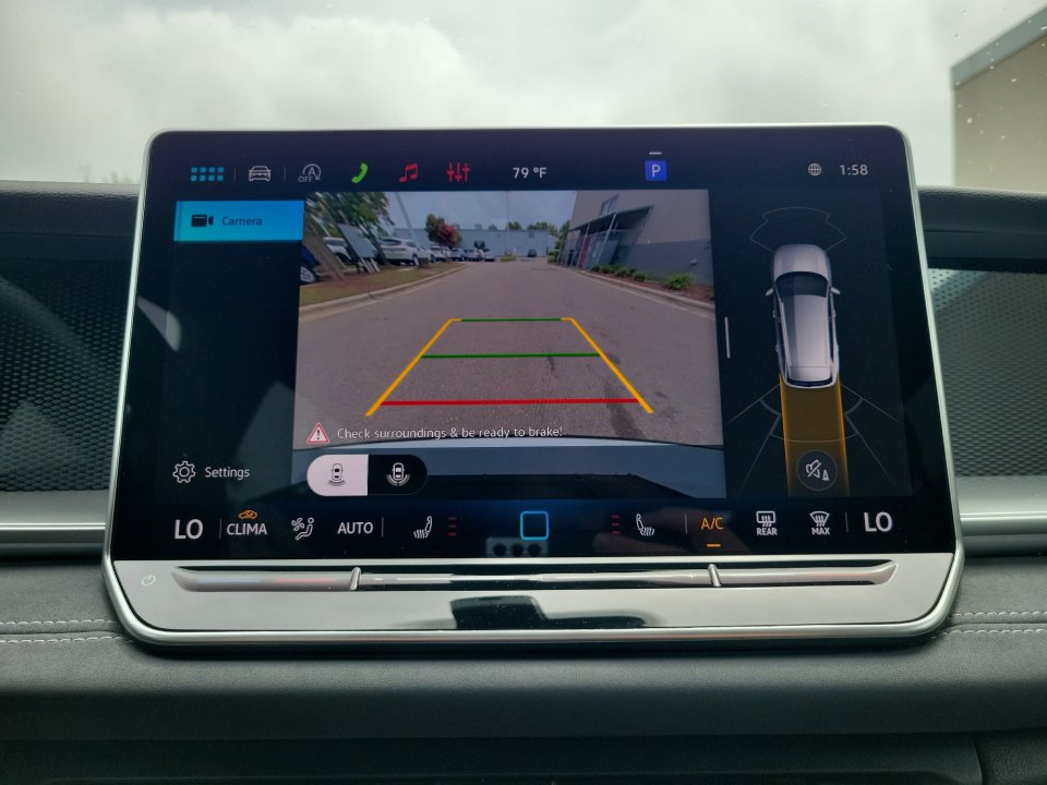 New 2026 Volkswagen Tiguan SE R-Line AWD/4WD image 18