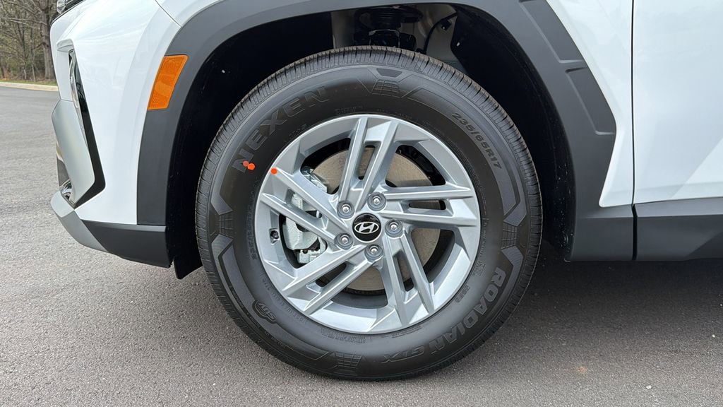 New 2026 Hyundai Tucson SE image 12