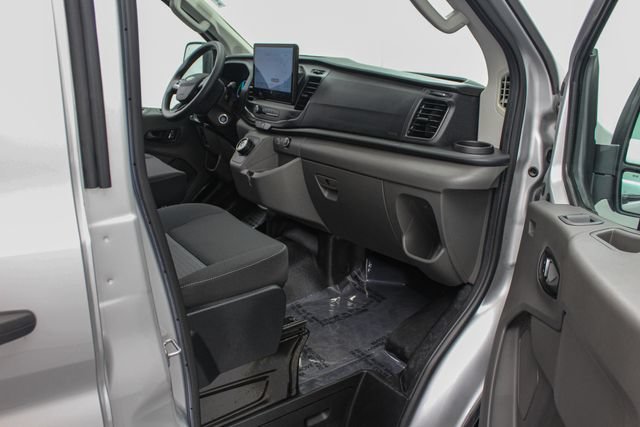 Certified 2023 Ford E-Transit Low Roof RWD image 17