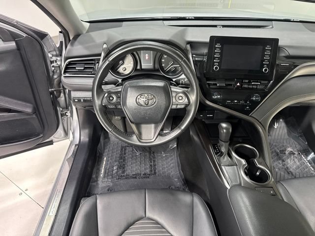 Used 2024 Toyota Camry SE FWD image 16