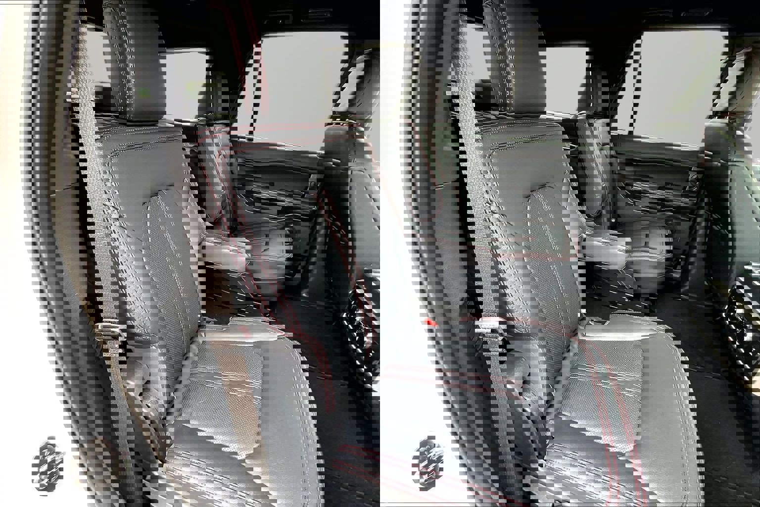 Used 2024 Ford Expedition Limited image 17