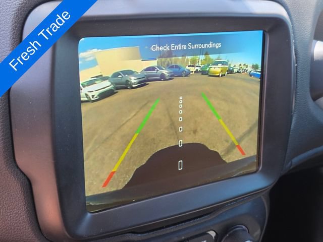 Used 2022 Jeep Renegade Trailhawk w/ Trailer Tow Group AWD/4WD image 20