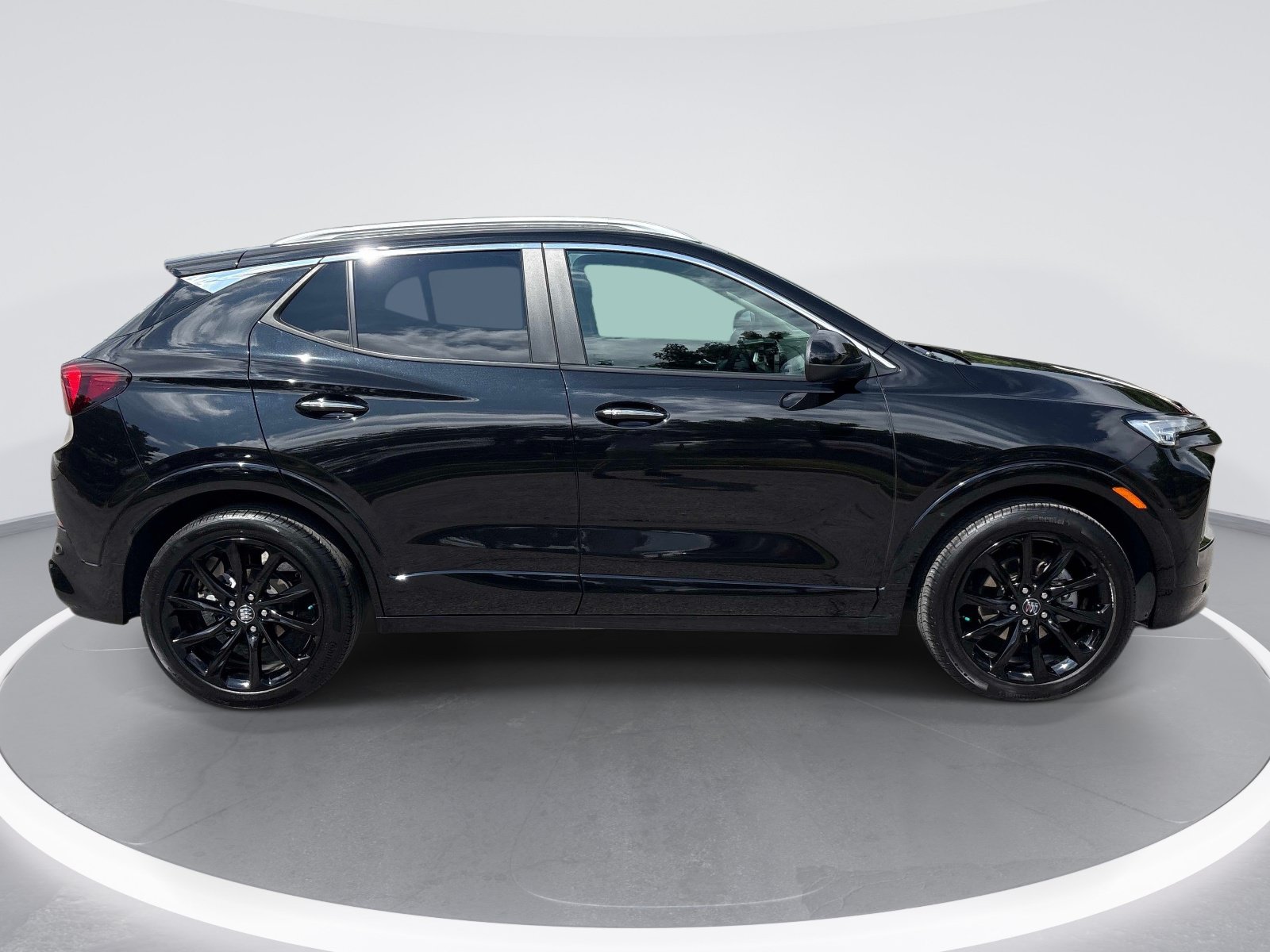 Used 2024 Buick Encore GX Sport Touring w/ Experience Buick Package FWD image 9