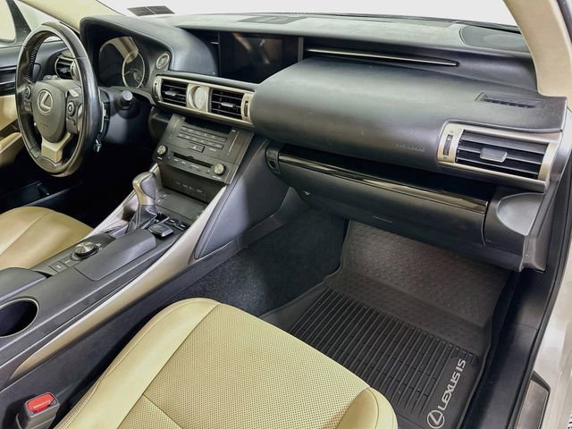 Used 2016 Lexus IS 300 AWD image 35