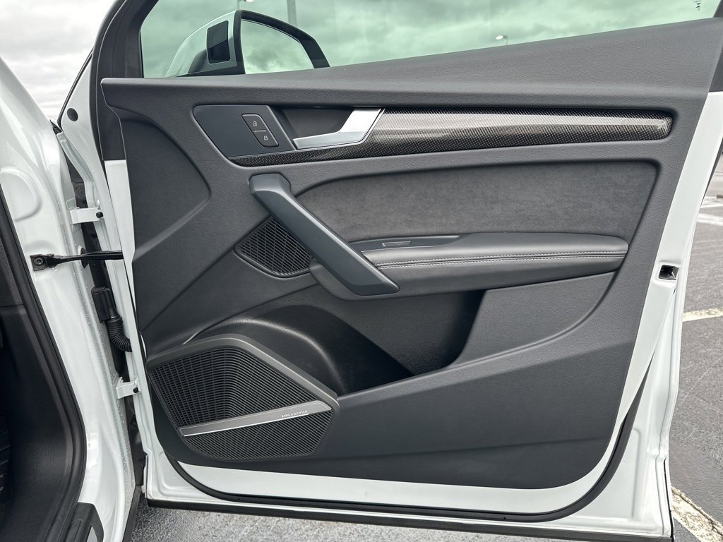 Used 2023 Audi SQ5 Prestige w/ Prestige Package image 10