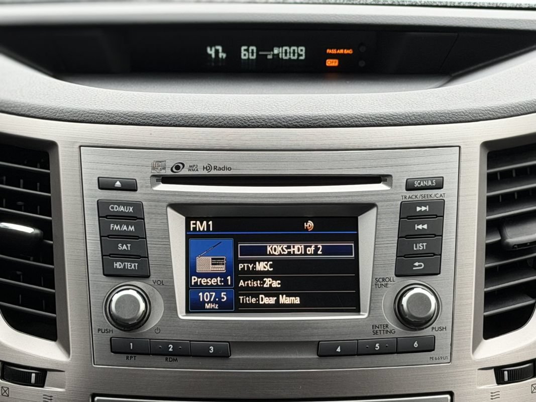 Used 2014 Subaru Outback 2.5i Premium AWD/4WD image 15