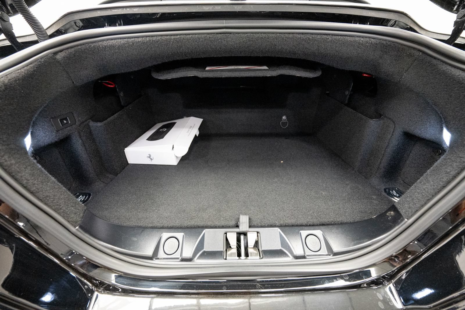 Used 2024 Ferrari Roma Spider RWD image 49