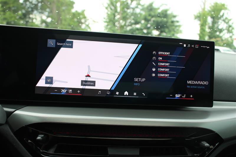 Used 2025 BMW M2 w/ Lighting Package RWD image 32