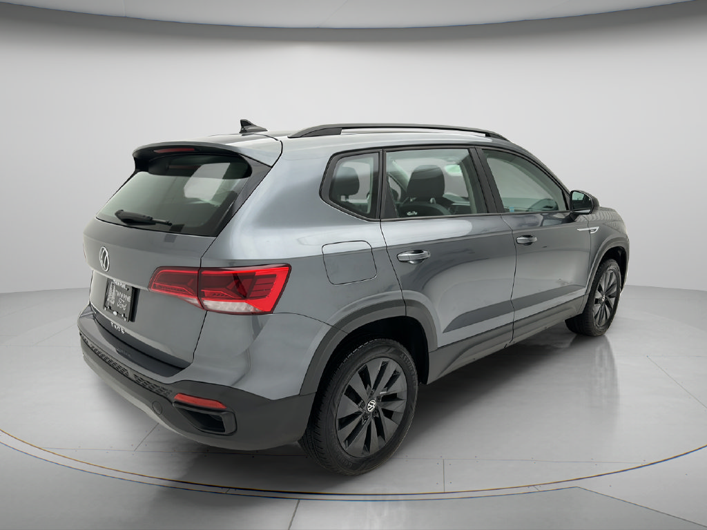 Used 2024 Volkswagen Taos S FWD image 5