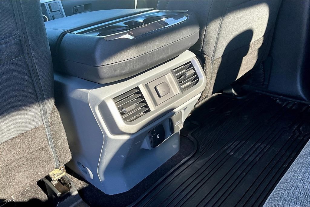 Used 2022 Ford F150 XLT w/ Equipment Group 302A High image 10