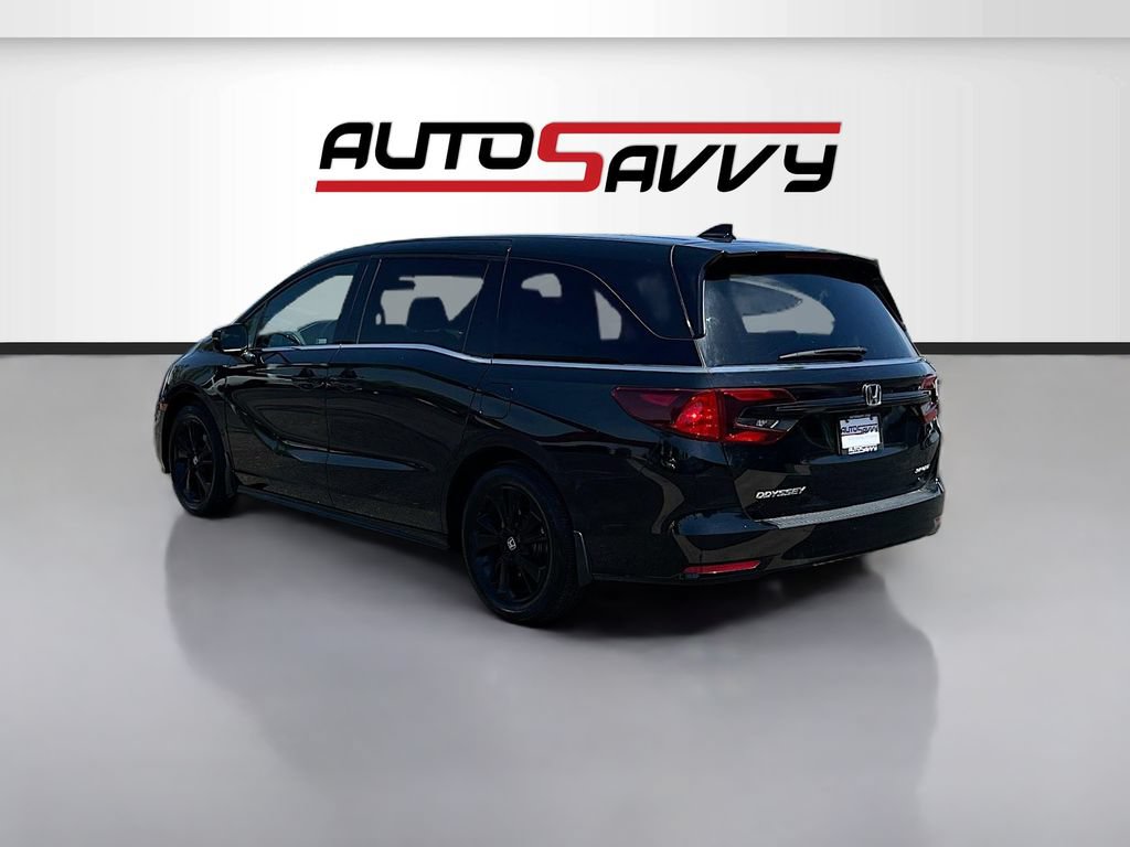 Used 2024 Honda Odyssey Sport image 5