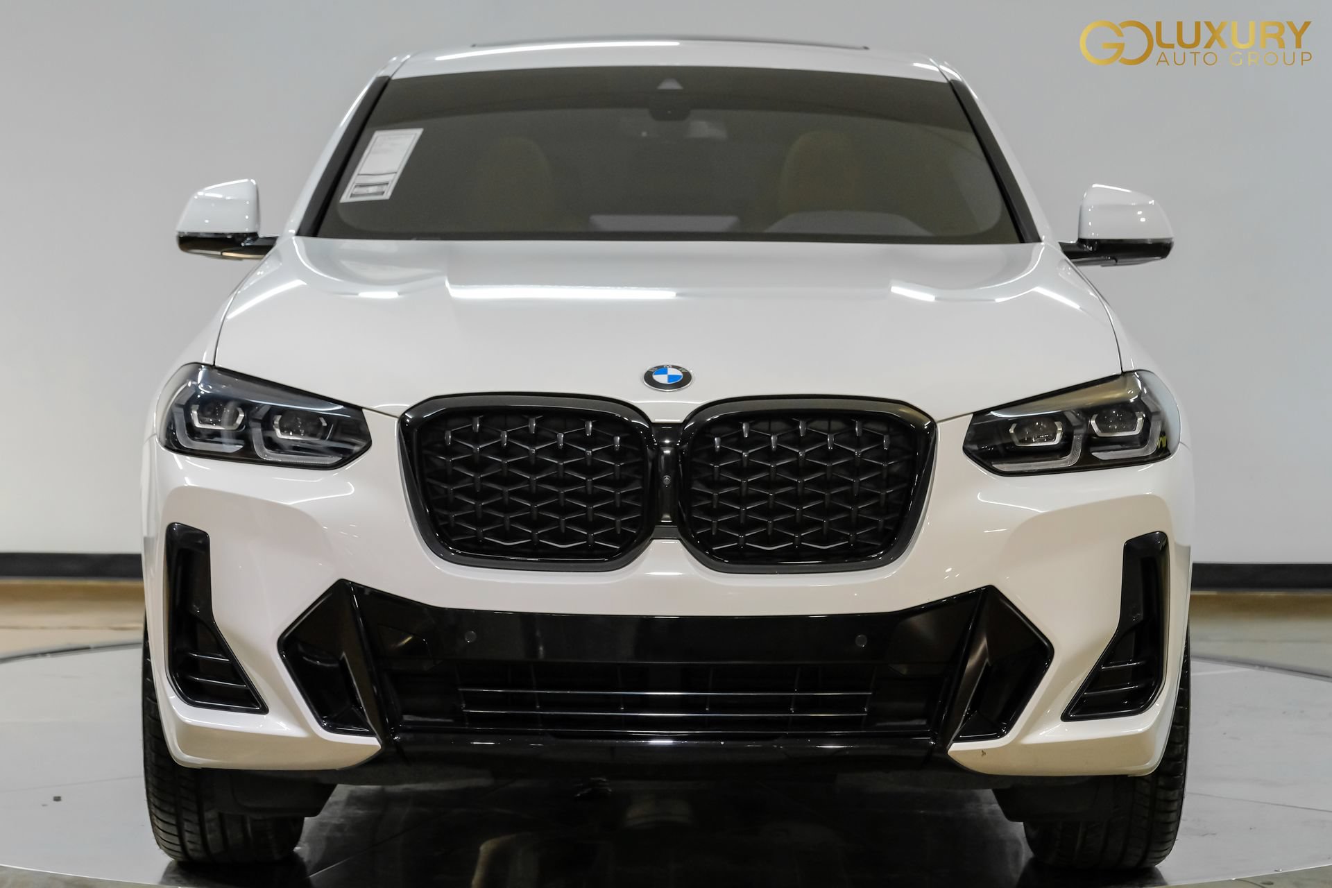 Used 2025 BMW X4 xDrive30i w/ Premium Package AWD/4WD image 7
