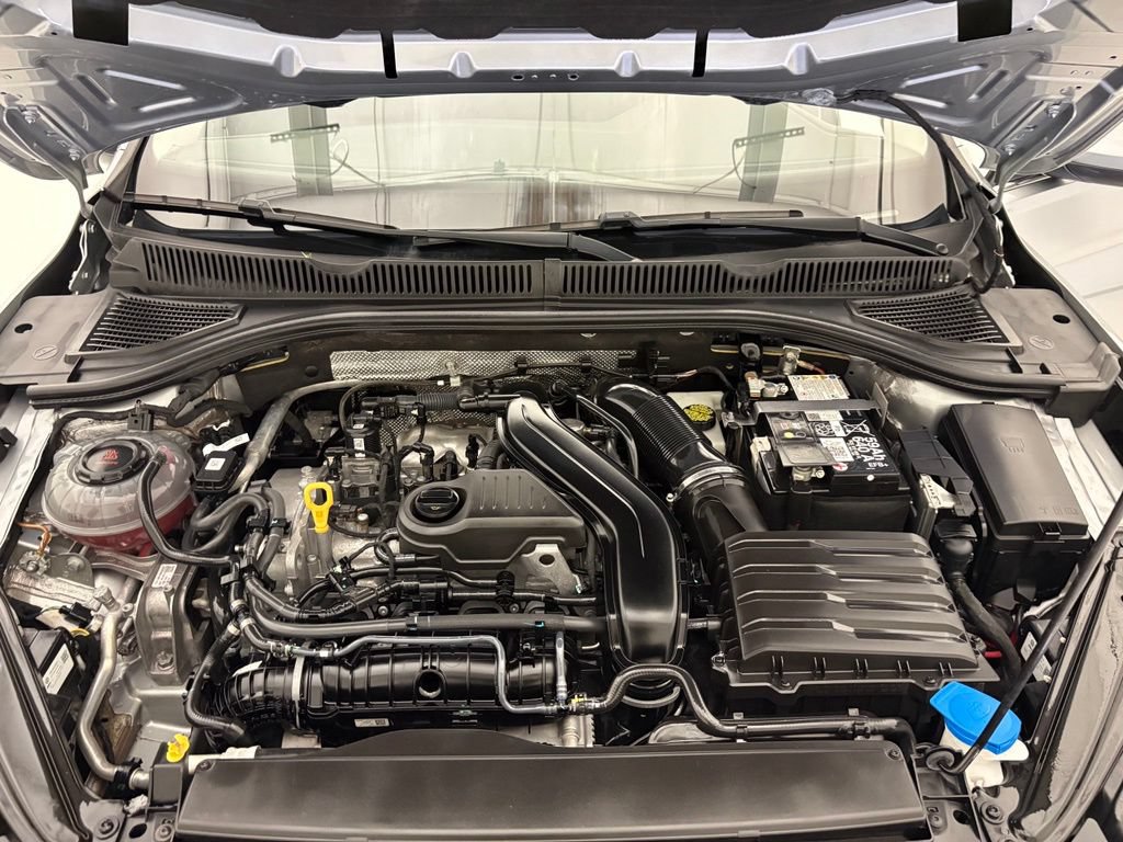 Used 2024 Volkswagen Jetta SE FWD image 42