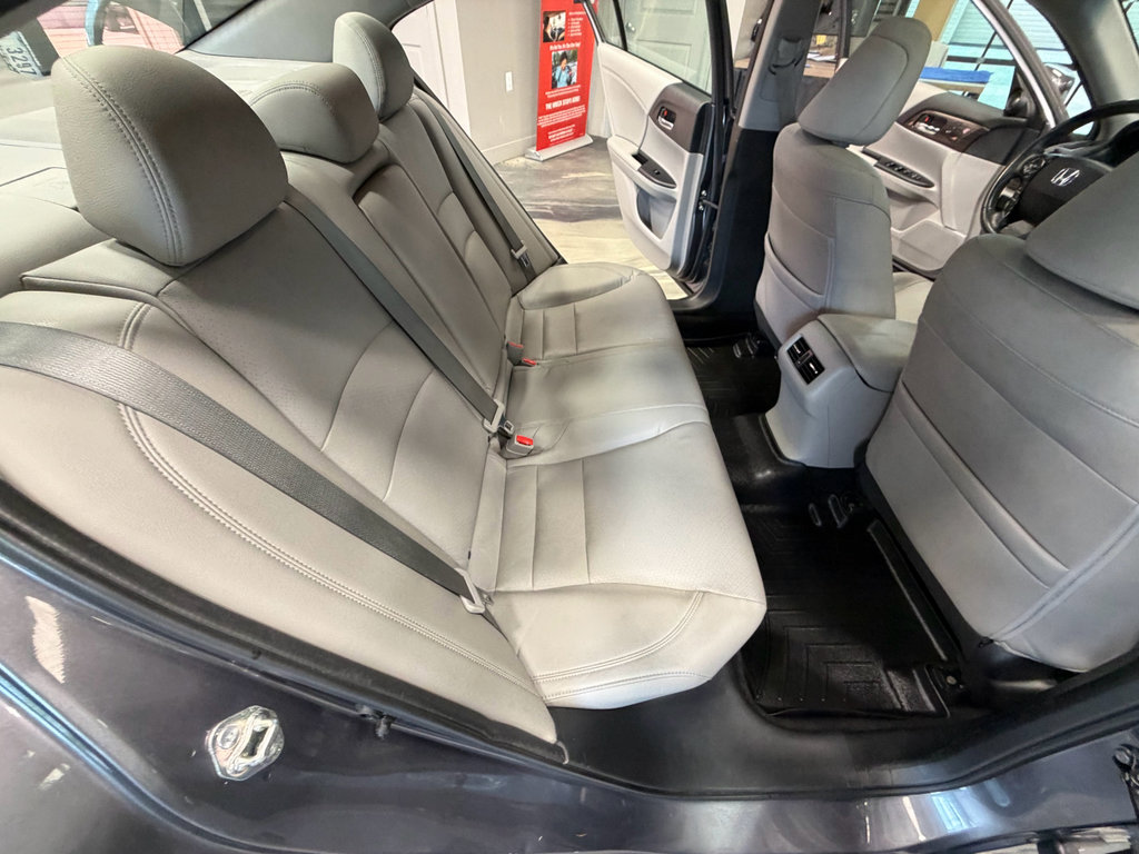 Used 2017 Honda Accord EX-L image 46