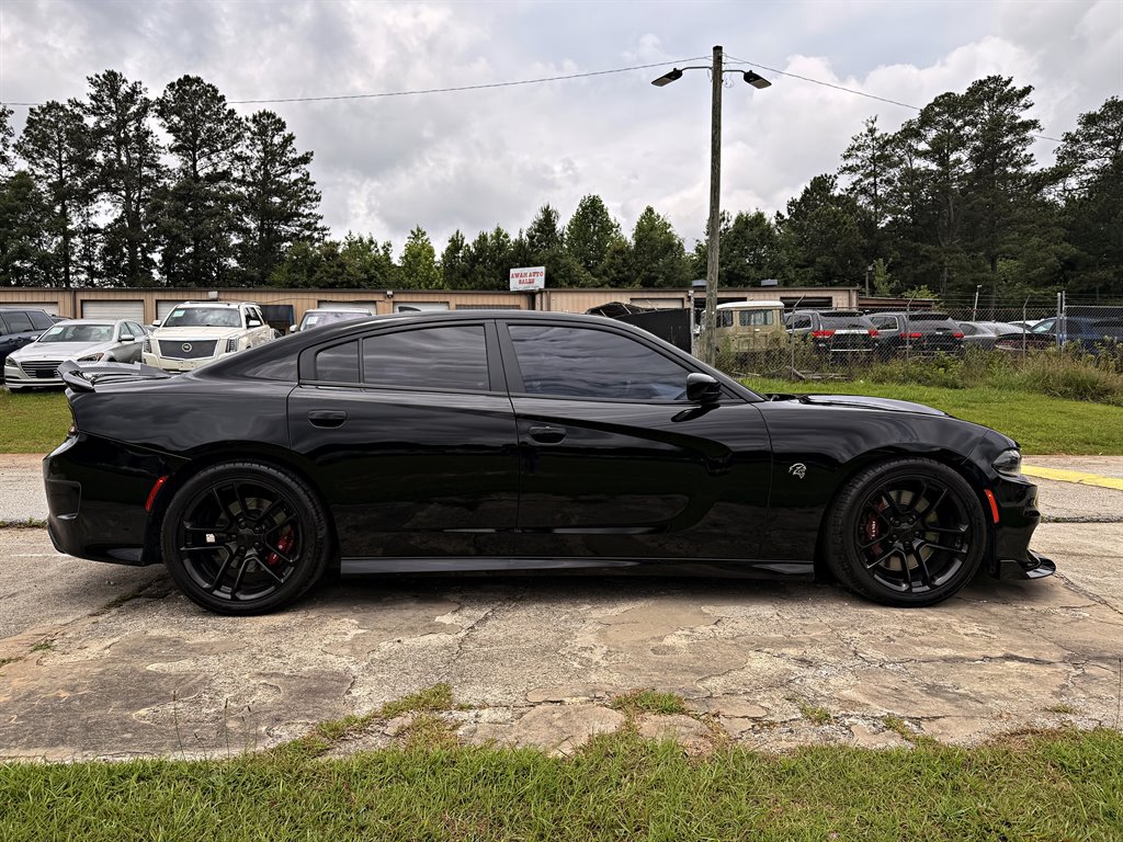 Used 2019 Dodge Charger SRT Hellcat w/ Harman/Kardon Audio Group RWD image 4