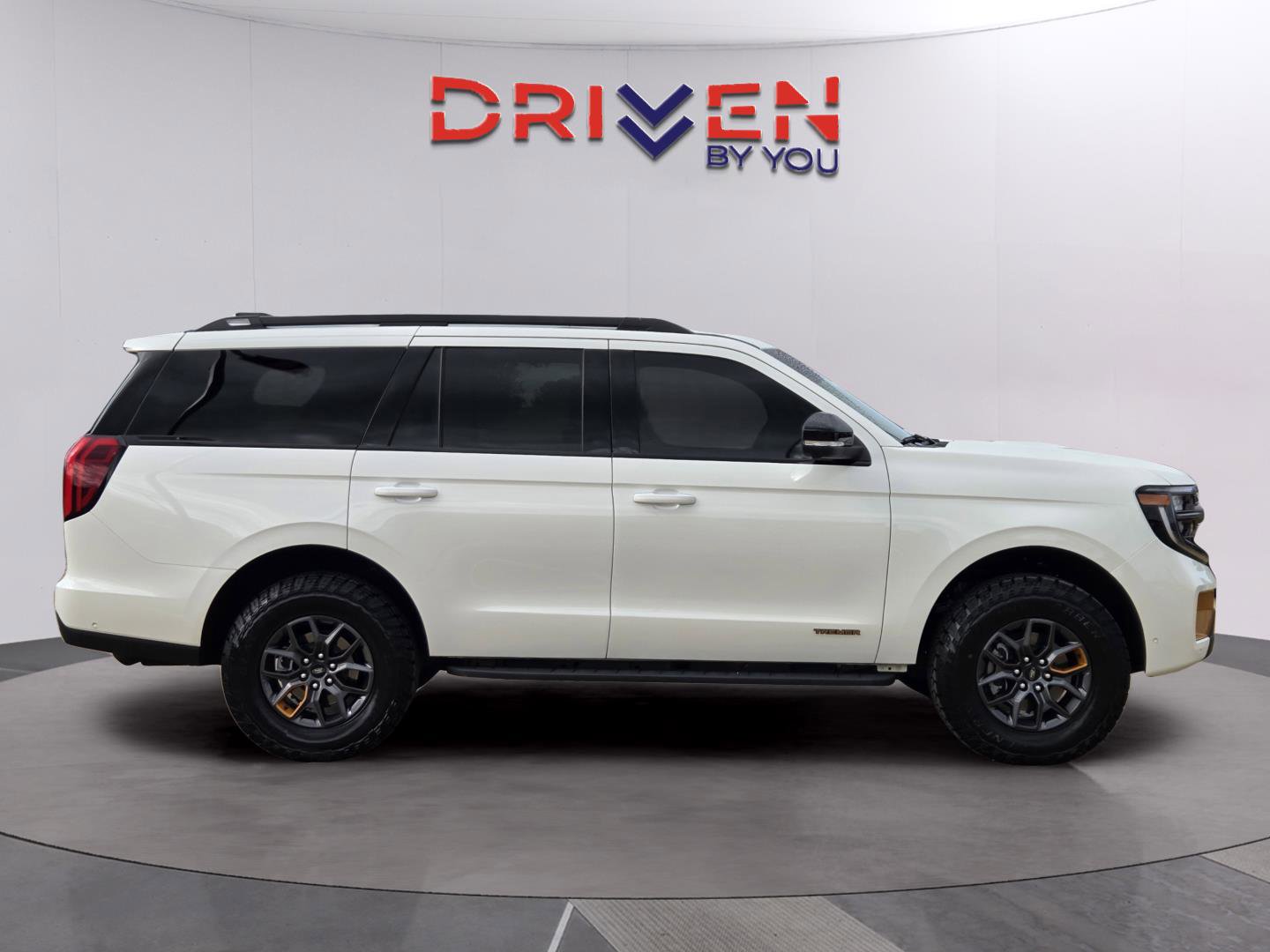 Used 2025 Ford Expedition Tremor image 6