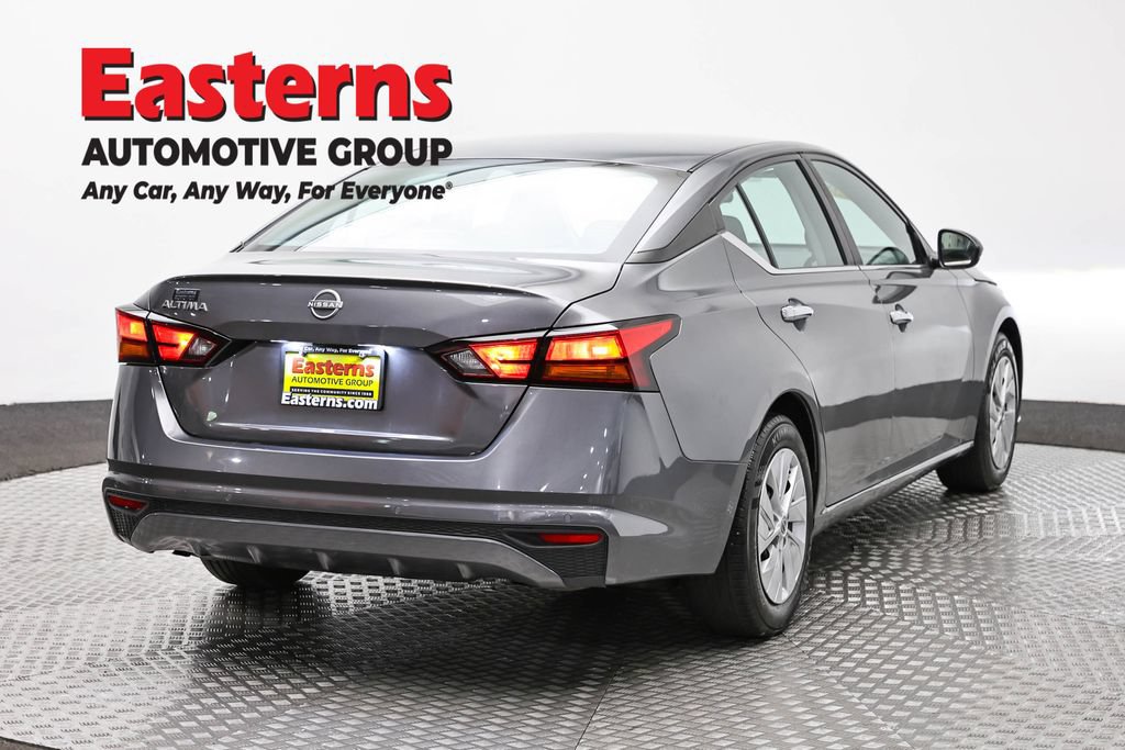 Used 2024 Nissan Altima 2.5 S FWD image 5