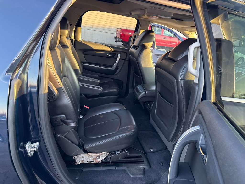 Used 2011 GMC Acadia SLT image 13