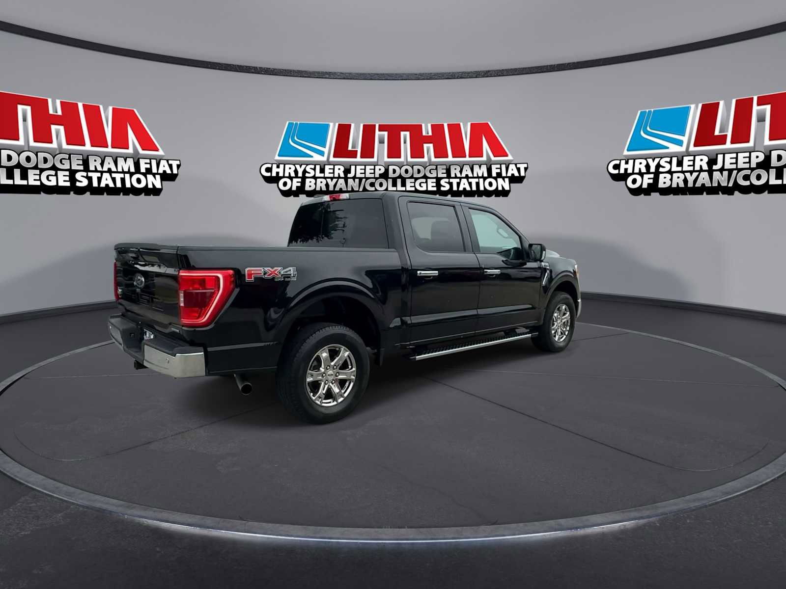 Used 2021 Ford F150 XLT w/ Equipment Group 302A High AWD/4WD image 8