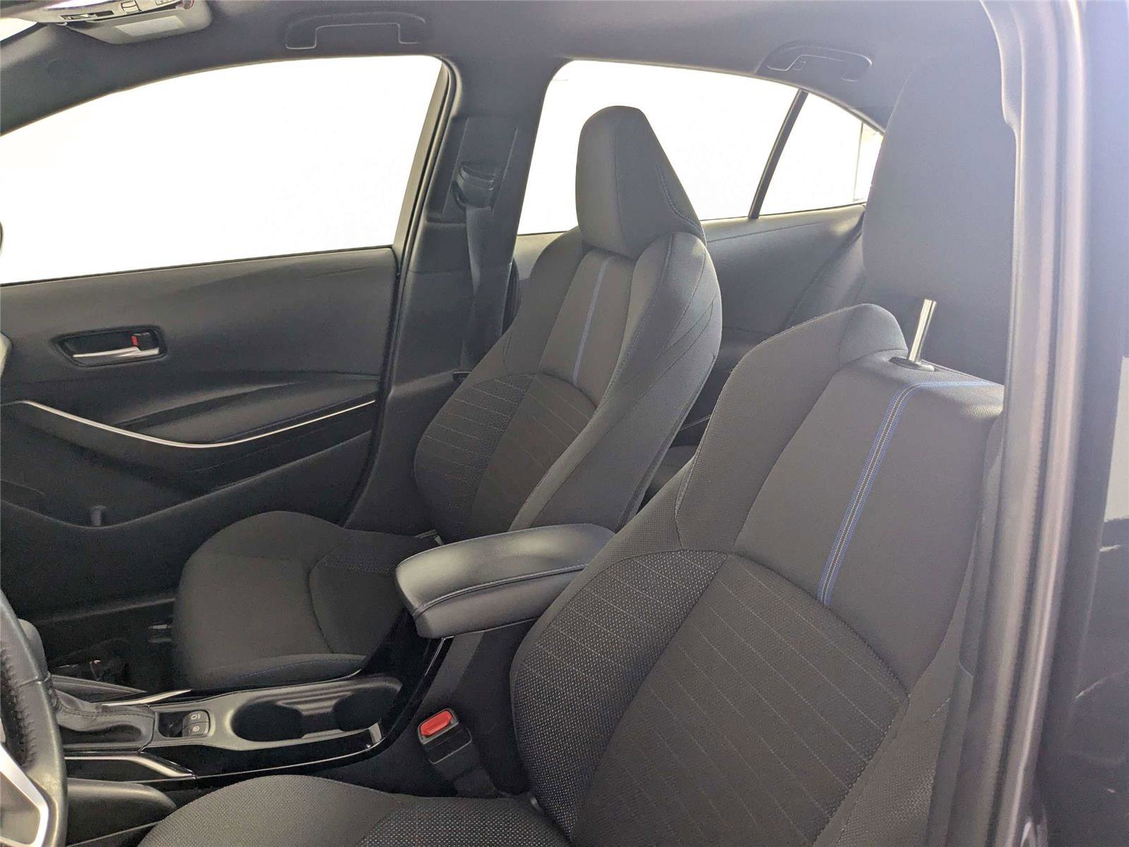 Certified 2022 Toyota Corolla SE FWD image 11