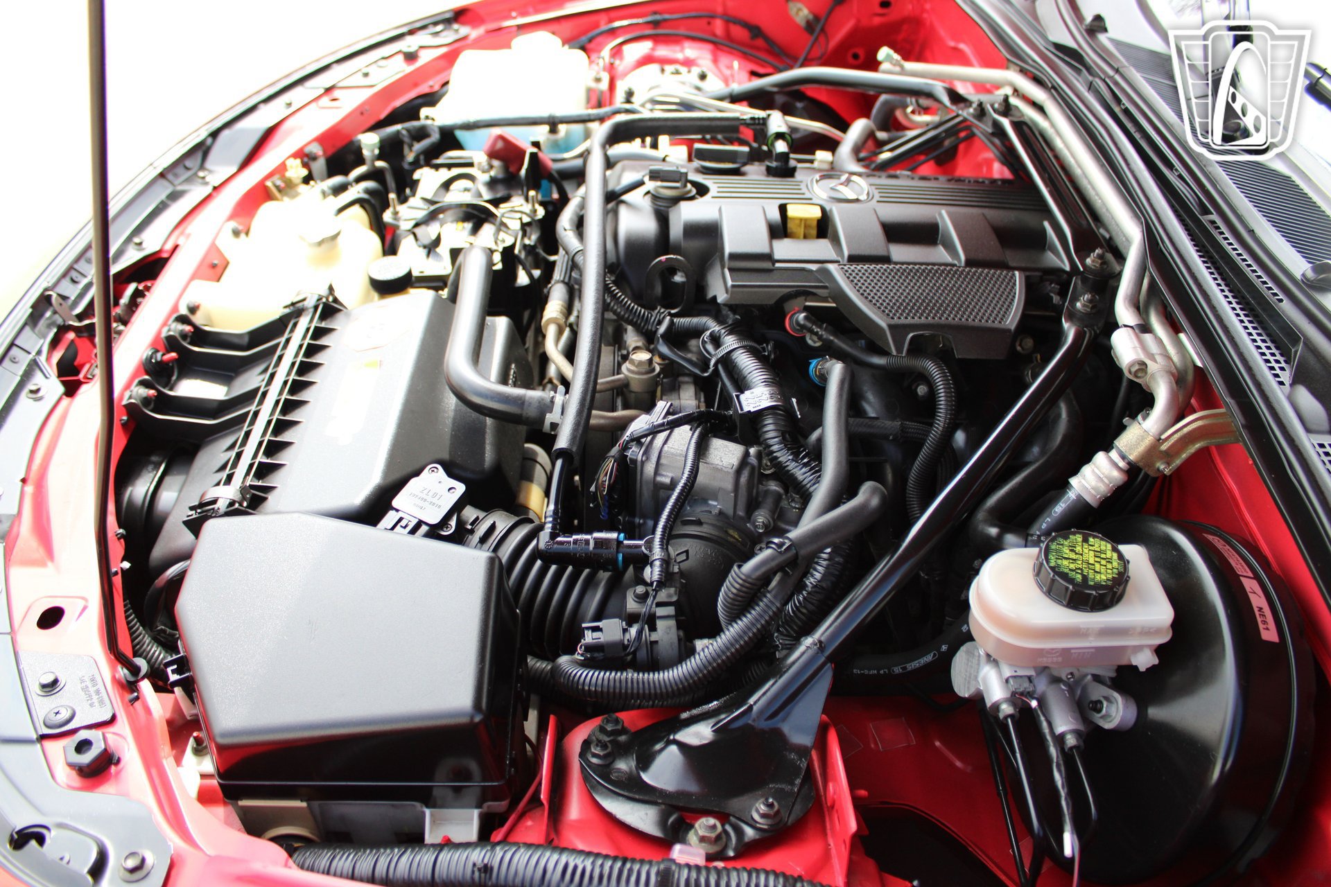 Used 2006 MAZDA MX-5 Miata Sport RWD image 18