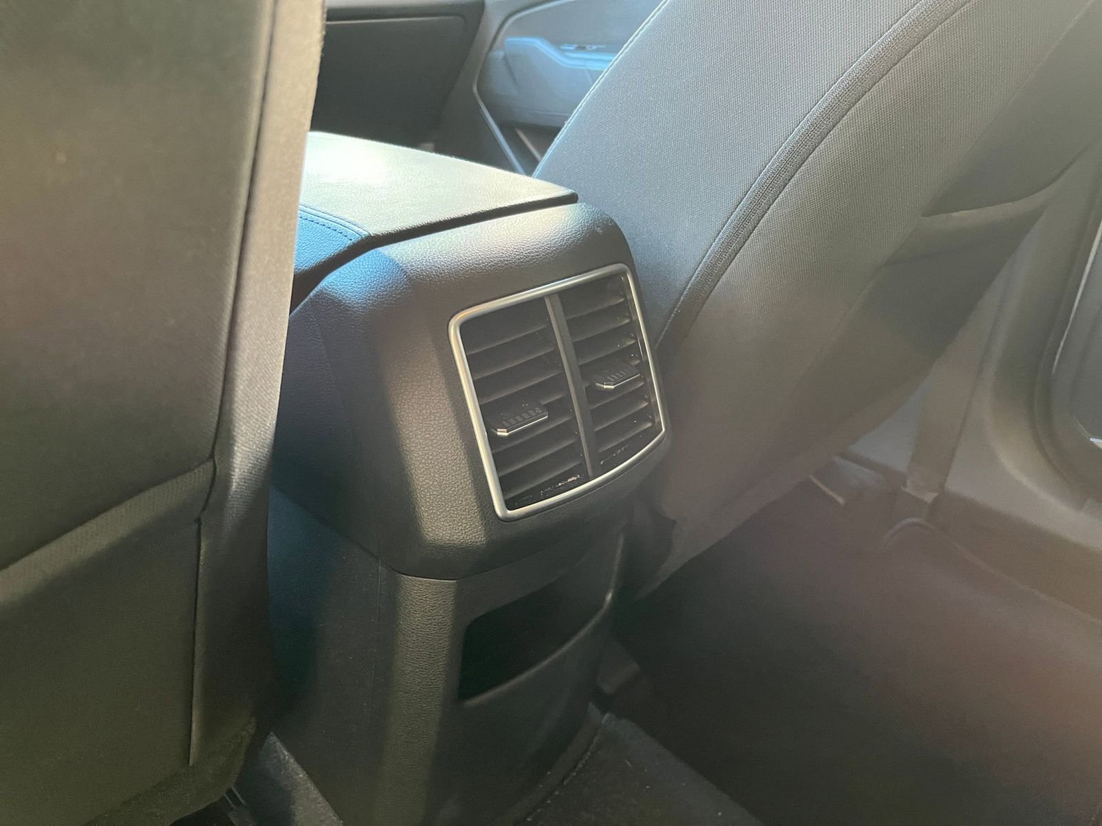 Used 2025 Kia Sportage LX image 24