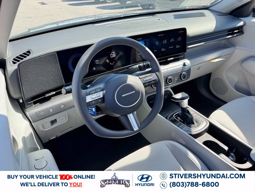 New 2027 Hyundai Kona SE FWD image 3