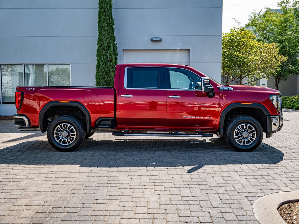 Used 2025 GMC Sierra 2500 SLT w/ SLT Premium Package AWD/4WD image 4