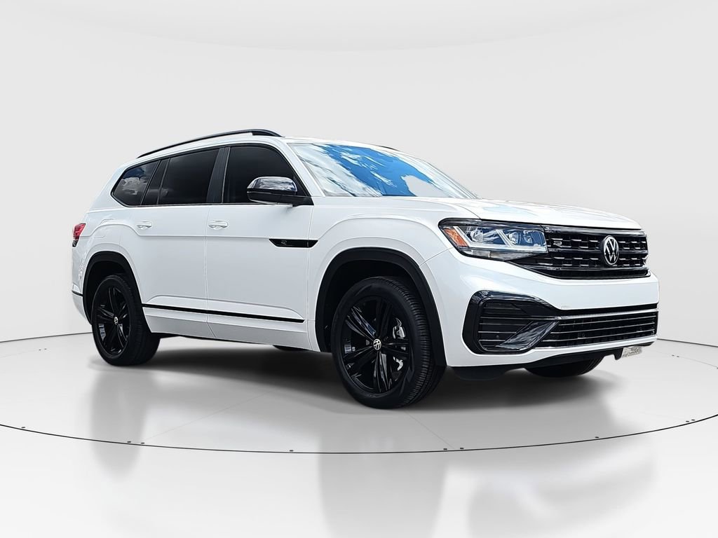 Used 2023 Volkswagen Atlas SEL R-Line AWD/4WD image 3