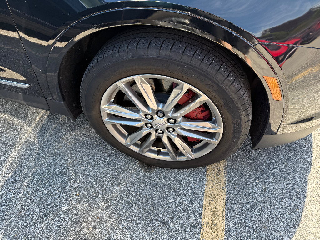 Certified 2023 Cadillac XT5 Sportv AWD/4WD image 9