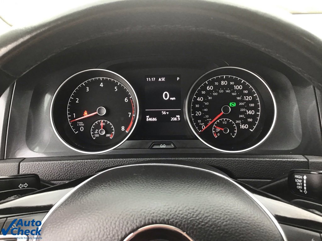Used 2019 Volkswagen Golf Alltrack image 34