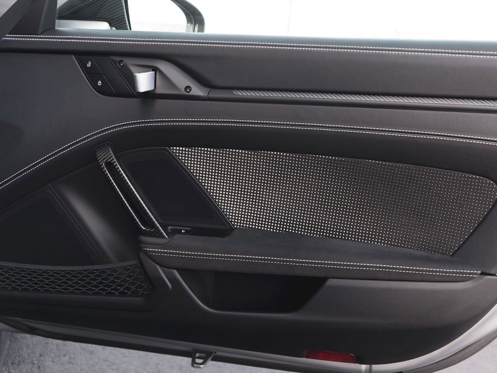 Used 2024 Porsche 911 GT3 RS w/ Weissach Package image 33