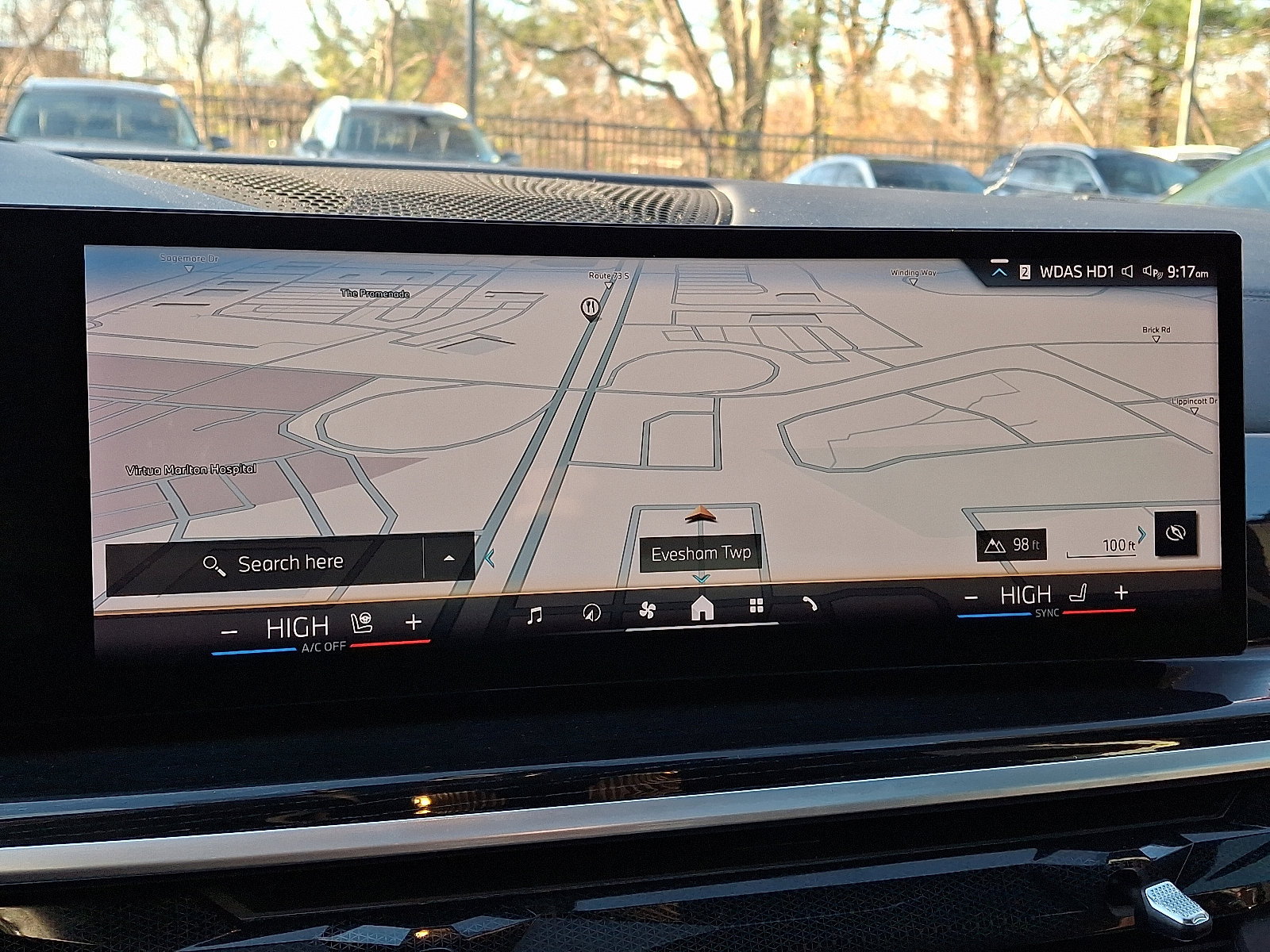 Used 2024 BMW X6 xDrive40i w/ Premium Package image 24