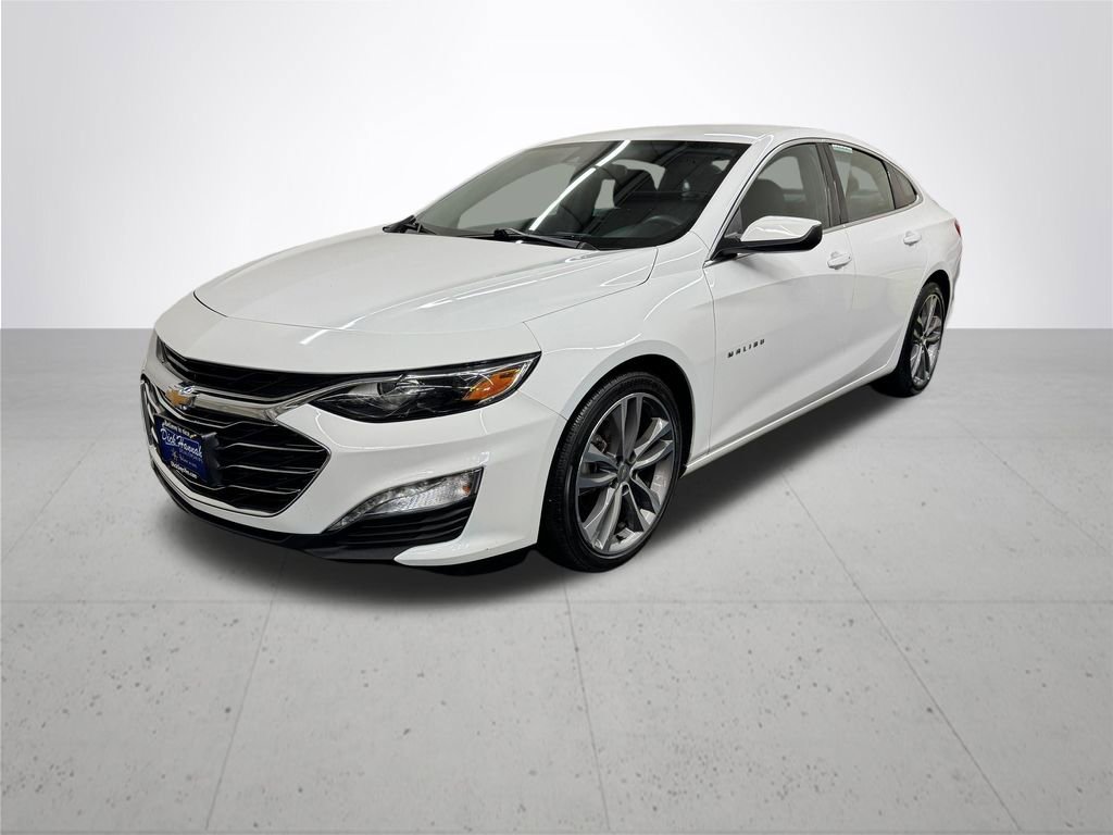 Used 2023 Chevrolet Malibu LT image 2