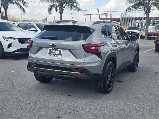Used 2024 Chevrolet Trax ACTIV w/ Sunroof Package image 6