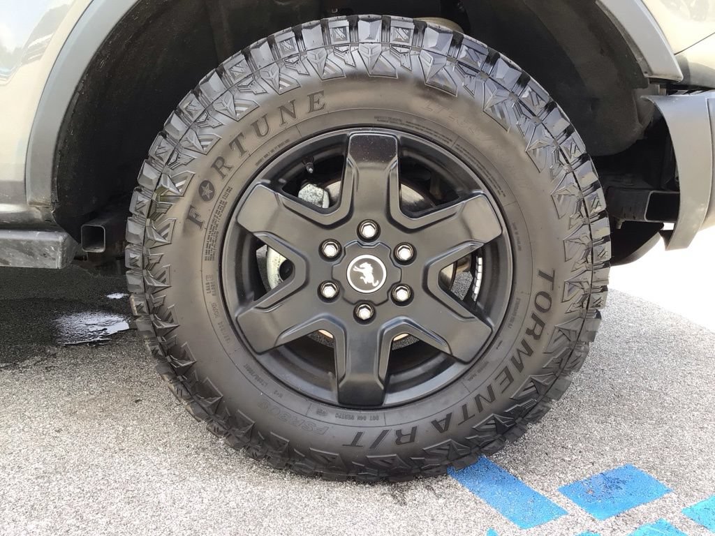 Used 2022 Ford Bronco Black Diamond AWD/4WD image 17