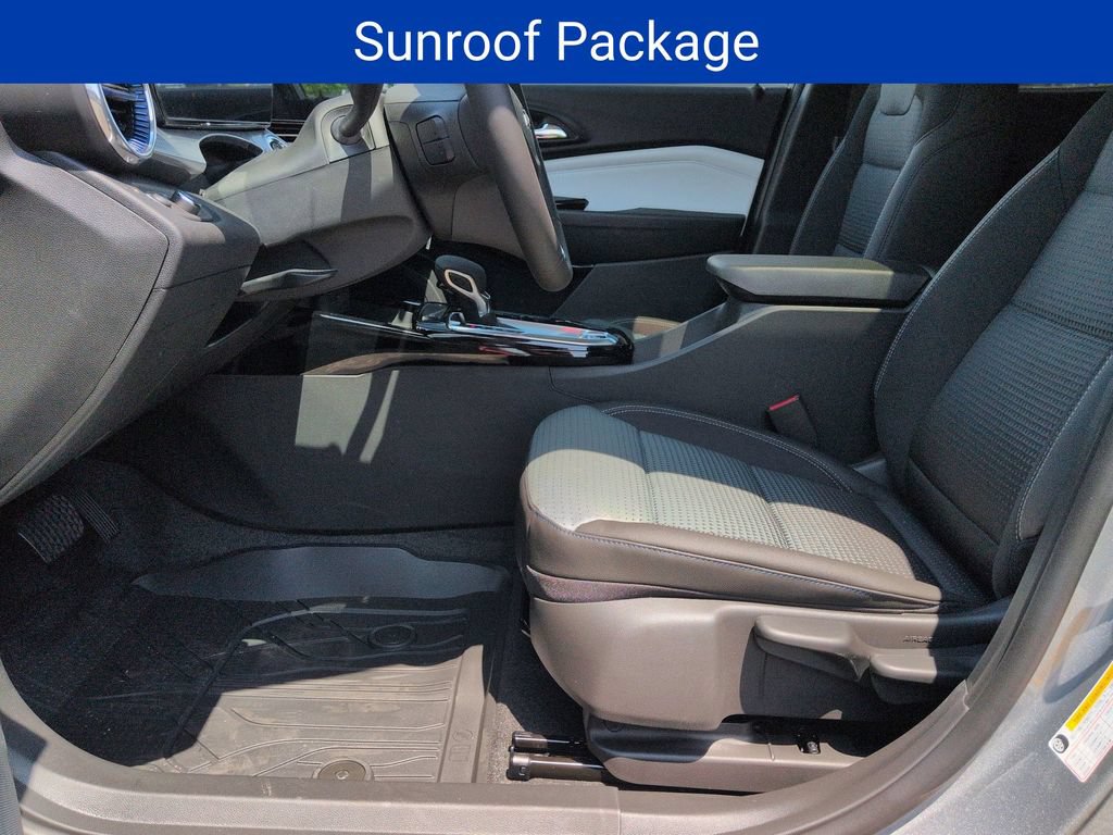 New 2026 Chevrolet Trax LT w/ Sunroof Package FWD image 10