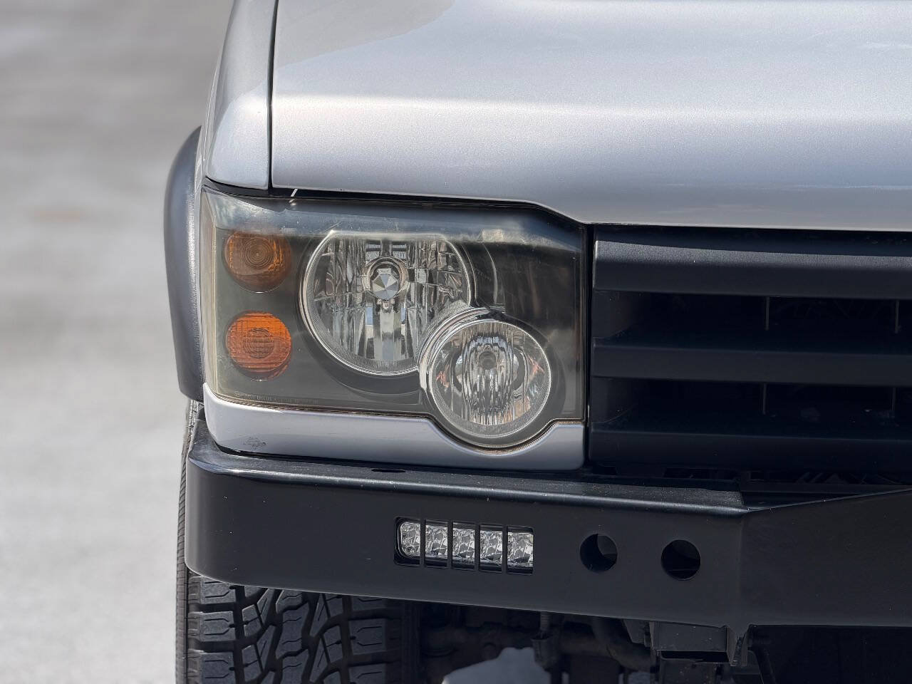 Used 2004 Land Rover Discovery S AWD/4WD image 23