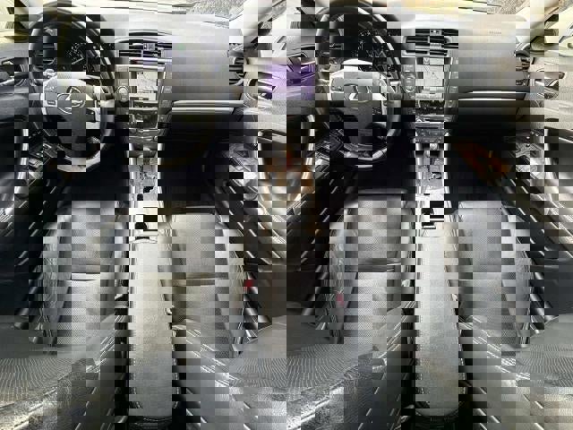 Used 2012 Lexus IS 250C image 37