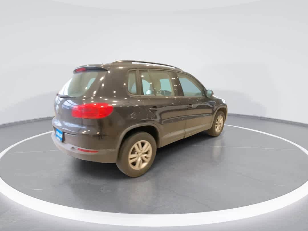 Used 2016 Volkswagen Tiguan S AWD/4WD image 8