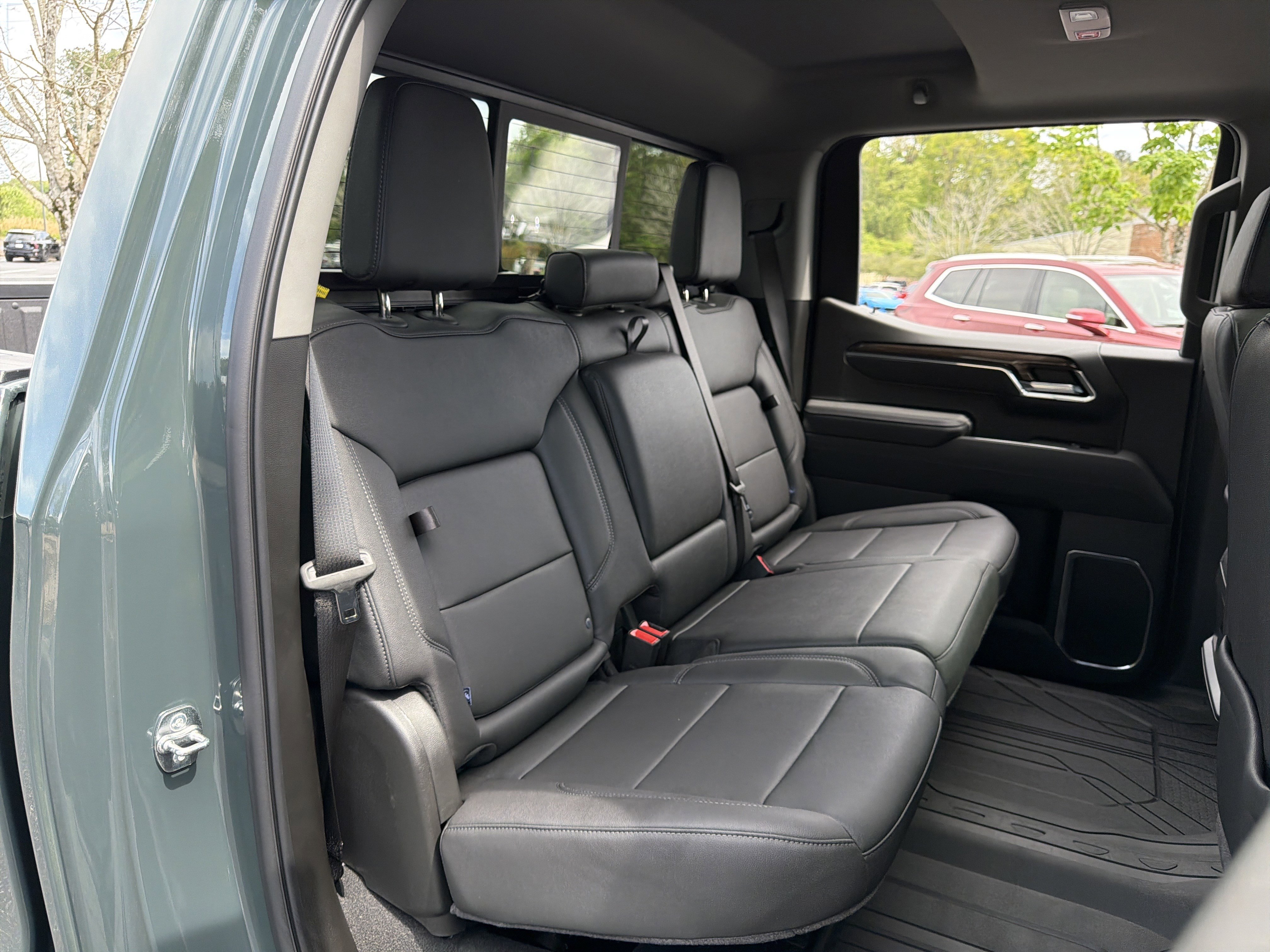 Used 2026 Chevrolet Silverado 1500 LT Trail Boss w/ Convenience Package II image 15