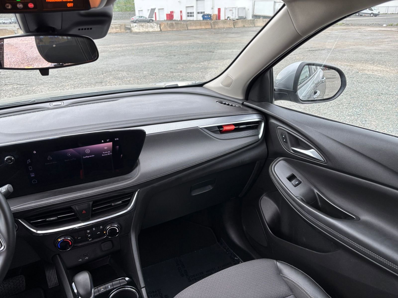 Used 2025 Buick Encore GX Preferred FWD image 32